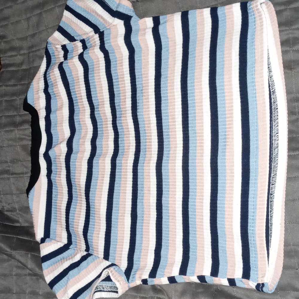 Crop Top - Picture 5 of 5